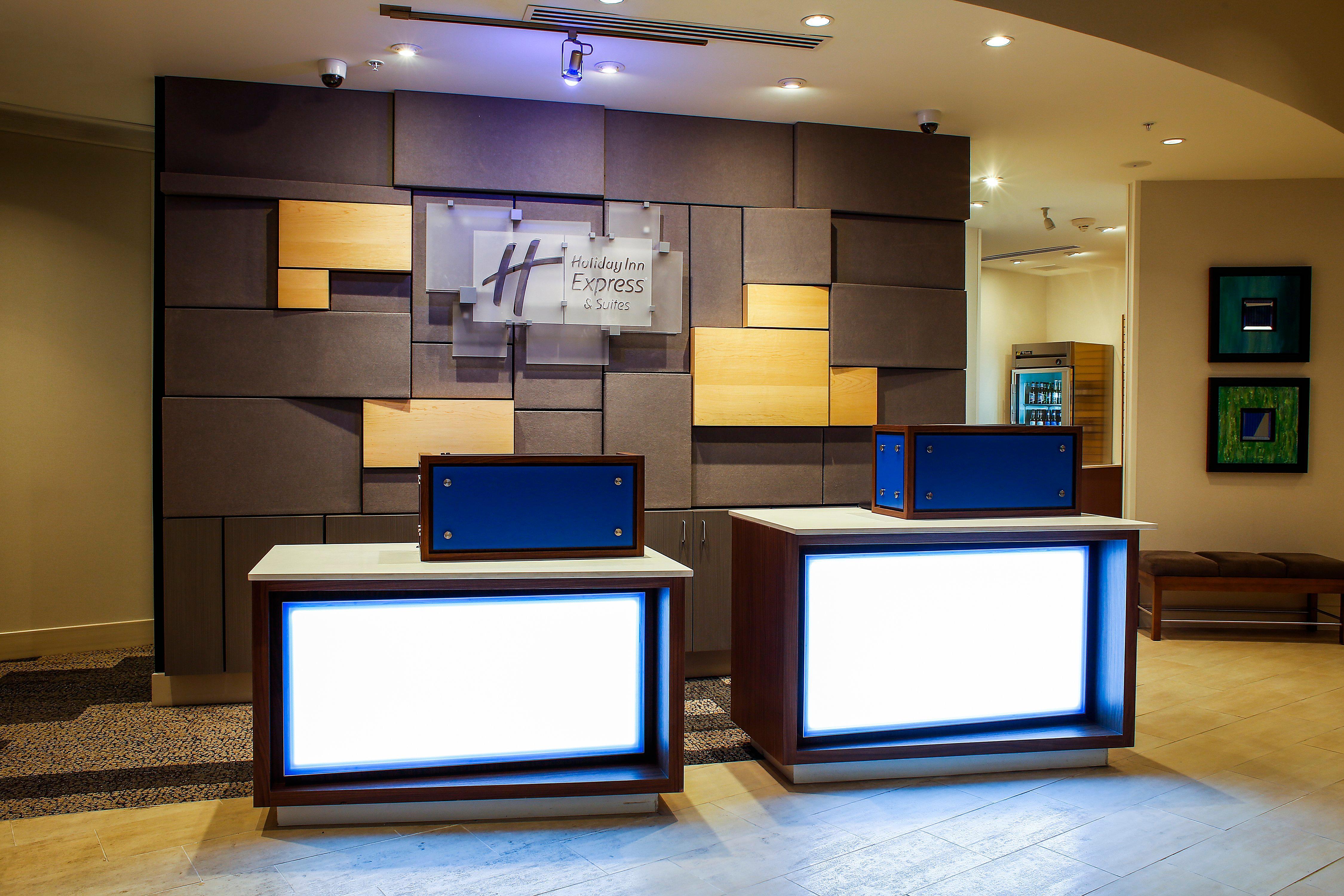 Holiday Inn Express & Suites Downtown Louisville By Ihg Exterior foto